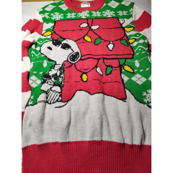 Peanuts Snoopy Decorated Doghouse Ladies' Sweater Size Small - Picture 1 of 5